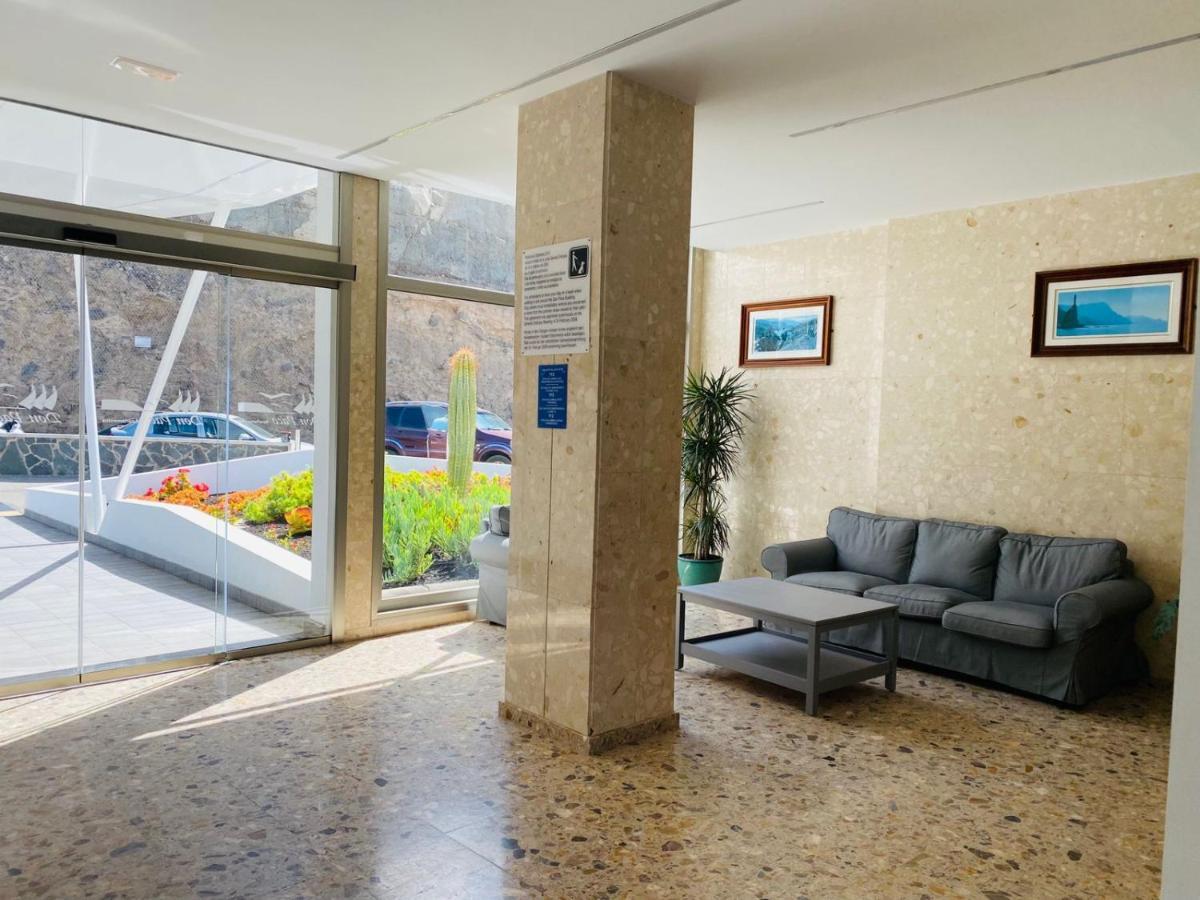 9 Apartment *